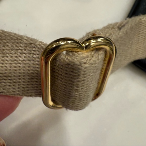 Michael Kors Women’s Black Pebbled Leather Crossbody Bag EUC - Picture 7 of 12